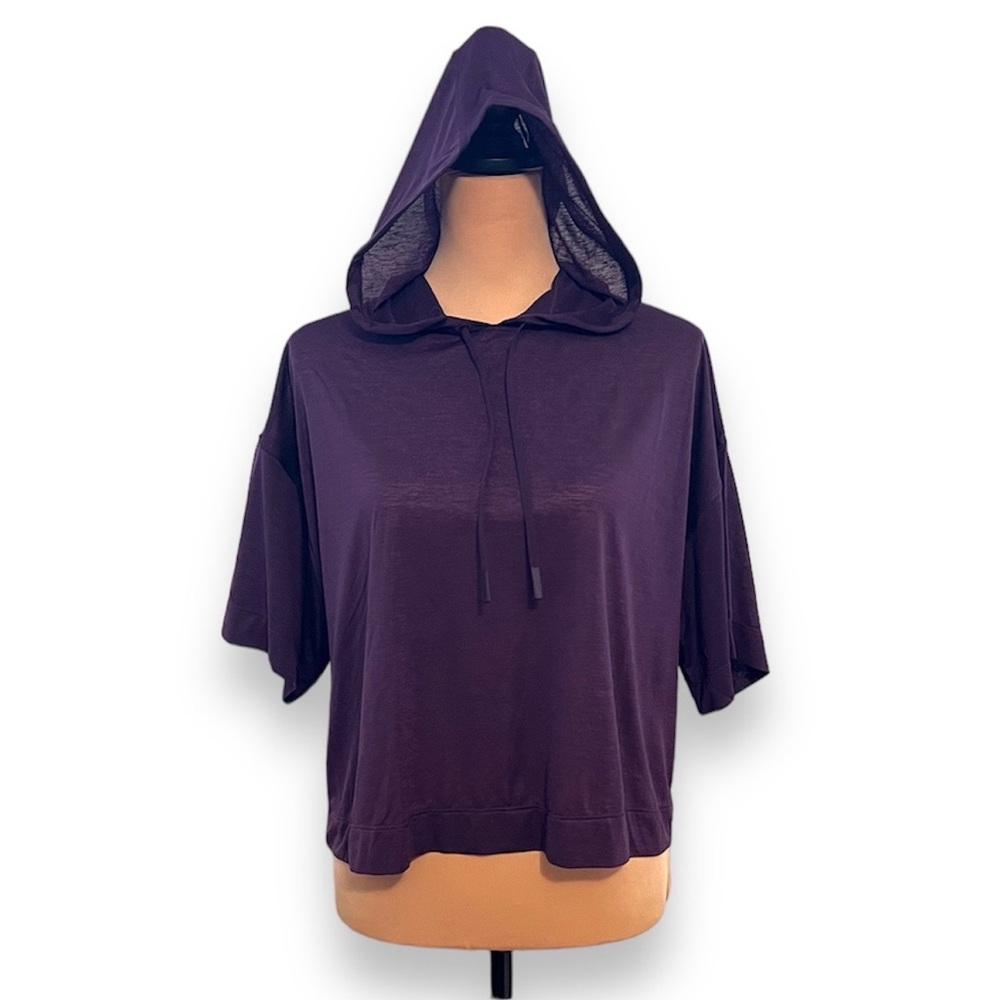 Athleta Vapor Hooded Crop Tee Agate Purple S/Small Short Sleeve Workout T-Shirt